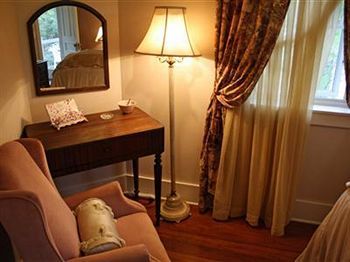 Plum Grove Inn Iowa City Dış mekan fotoğraf