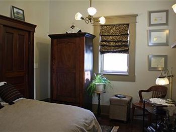 Plum Grove Inn Iowa City Dış mekan fotoğraf